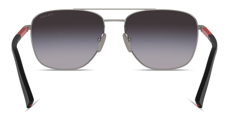 تسوق نظارات شمسية بيضاوية بشعار العلامة برادا لينيا روسا بلون رصاصي أونلاين.