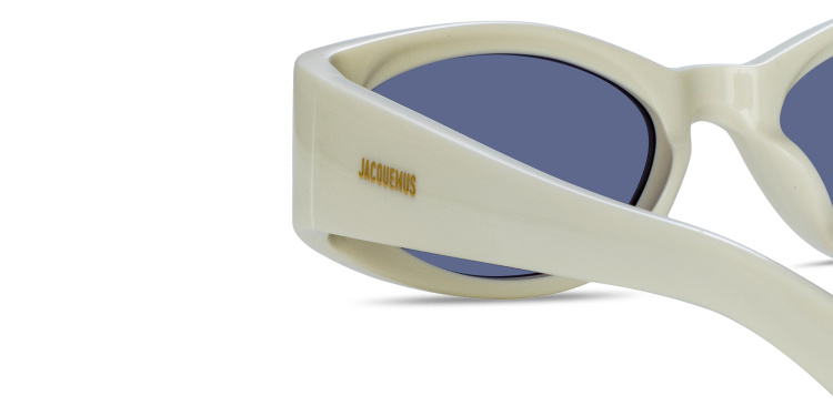 Shop JACQUEMUS Ovalo Oval Sunglasses in White online.