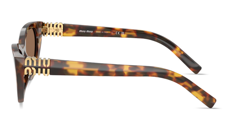 تسوق نظارات شمسية طراز كات آي بشعار العلامة العمودي ميو ميو بلون مموه أونلاين.