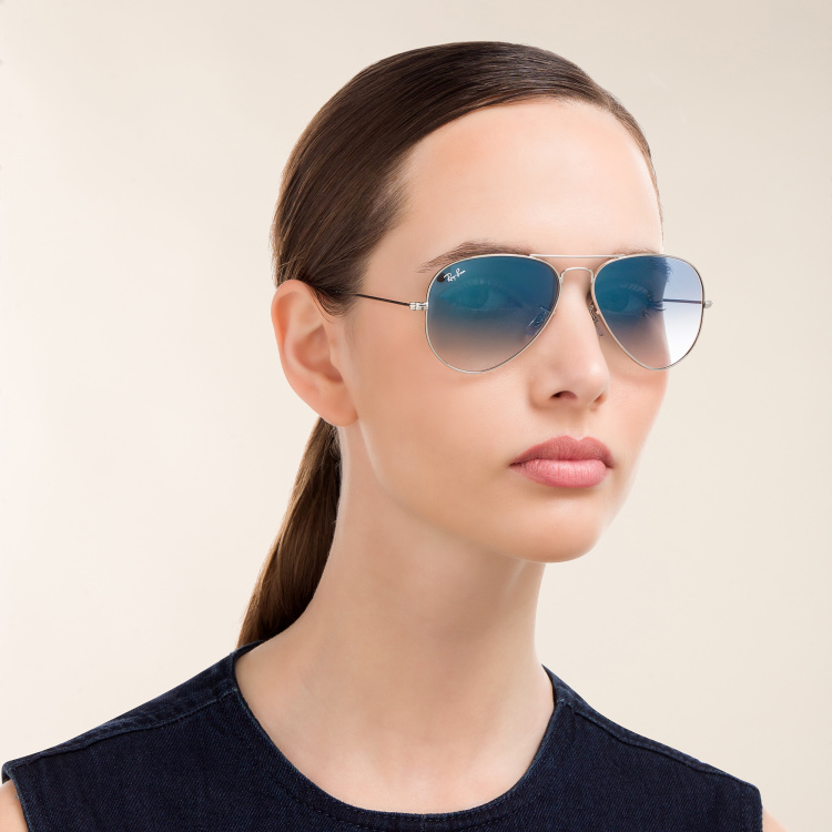 Shop Ray-Ban Pilot Gradient Sunglasses in Silver online.