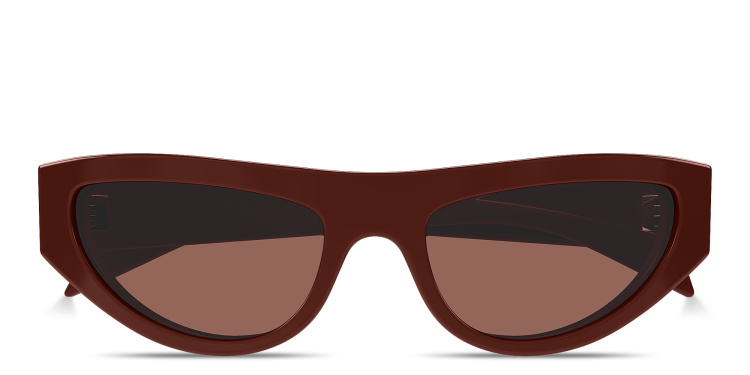 تسوق نظارات شمسية طراز كات آي بشعار العلامة غوتشي بلون خمري أونلاين.