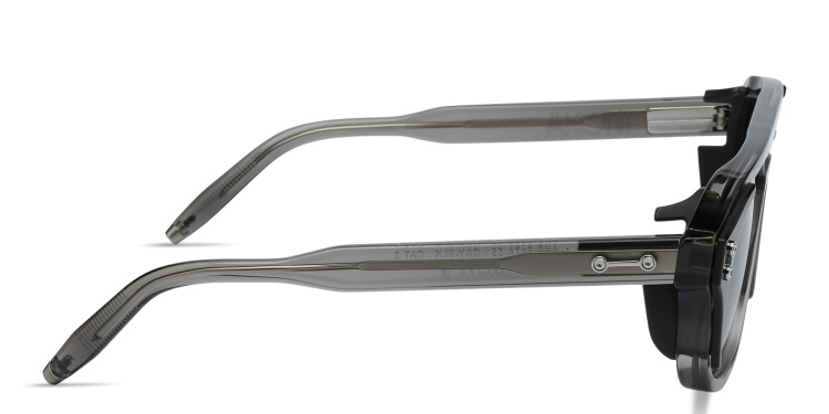 Shop AKONI Phoenix Unisex Aviator Sunglasses in Grey online.