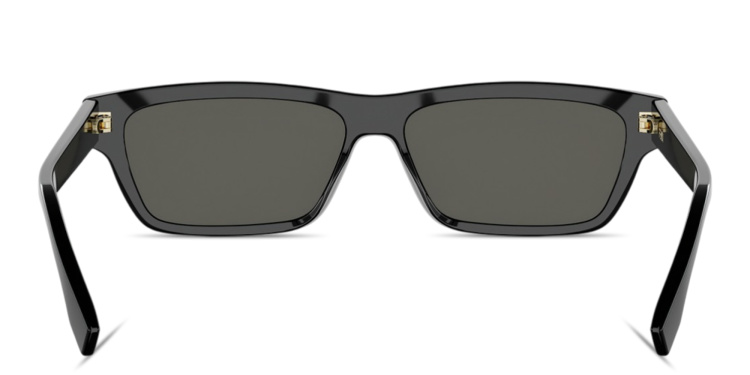 Shop FENDI FF Squared Cat-Eye Sunglasses in Black online.