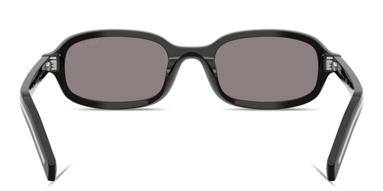 تسوق نظارات شمسية بيضاوية بتوقيع العلامة برادا بلون أسود أونلاين.