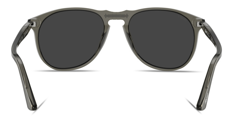 تسوق نظارات شمسية طراز بايلوت بشعار السهم بيرسول بلون رمادي أونلاين.