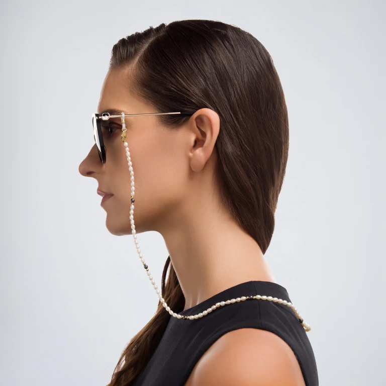 Shop Uoptic Pearl Glasses Chain in Beige online.