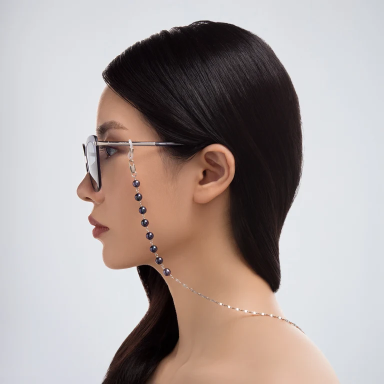 Shop Uoptic Pearl Glasses Chain in Black online.