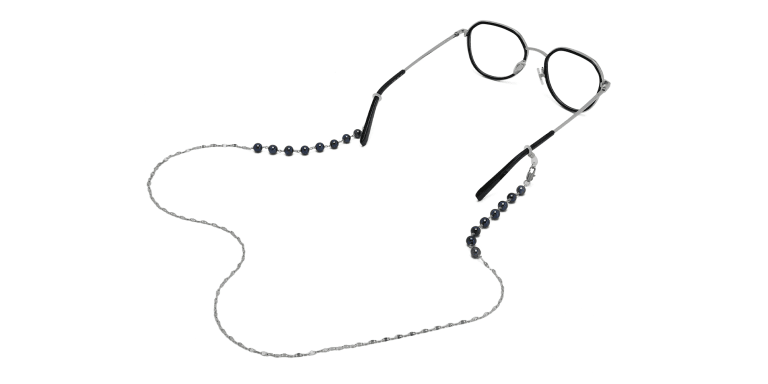 Shop Uoptic Pearl Glasses Chain in Black online.