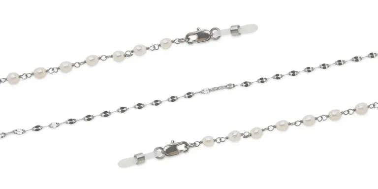 Shop Uoptic Pearl Glasses Chain in White online.
