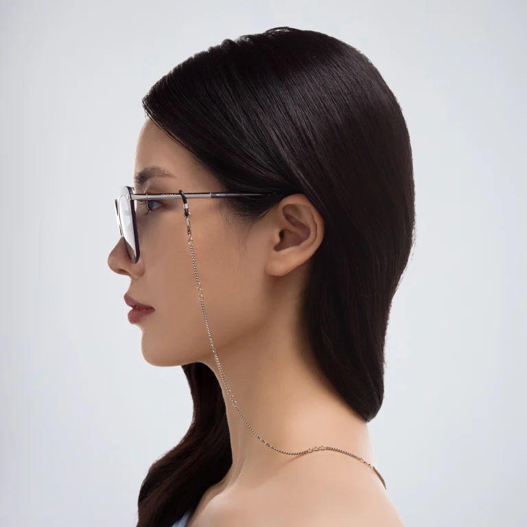 Shop Uoptic Palladium Plated Glasses Chain in Silver online.