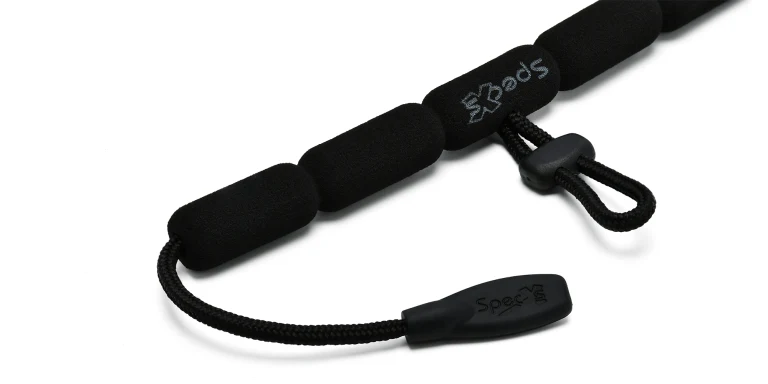 Shop Uoptic Neoprene Glasses Chain in Black online.