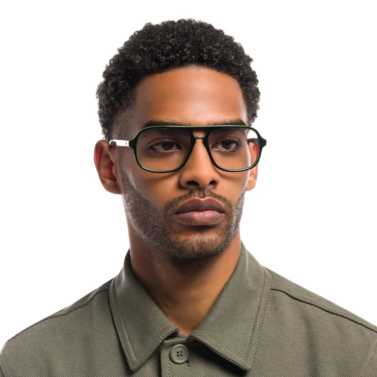 Shop EYE'M Aviator Eyeglasses in Black online.