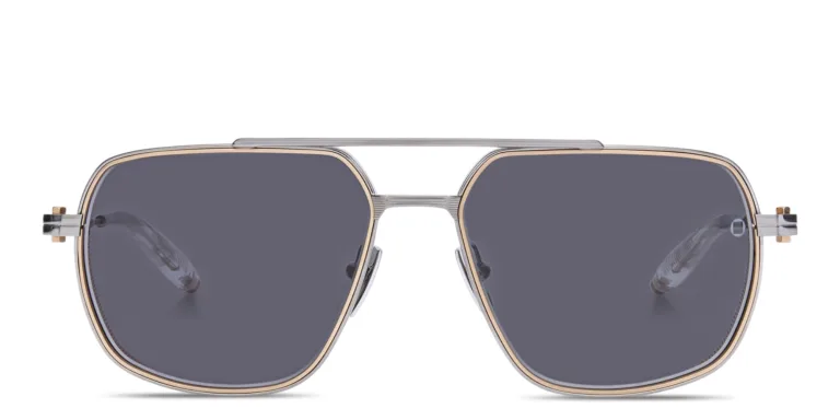 Shop AKONI Pathfinder Aviator Sunglasses in Silver online.