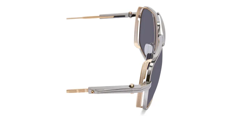 Shop AKONI Pathfinder Aviator Sunglasses in Silver online.