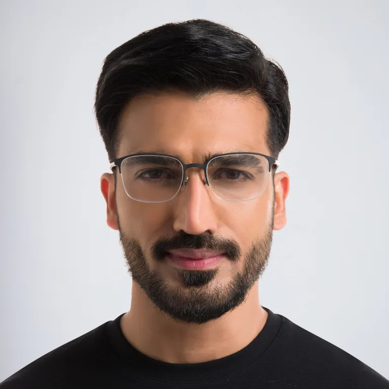 تسوق نظارة طبية مستطيلة بنصف إطار EYE'M بلون أسود أونلاين.