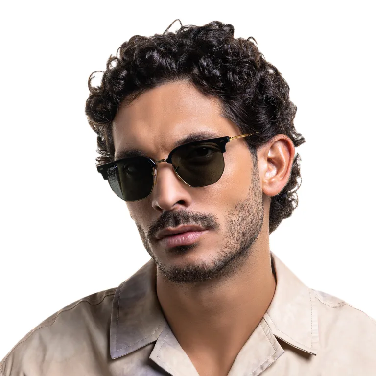 تسوق نظارات شمسية نيو كلوب ماستر بإطار غير منتظم للجنسين راي بان بلون أسود أونلاين.