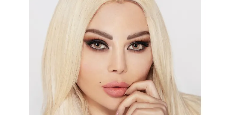 تسوق عدسات لاصقة ملوّنة للإستخدام الشهري - هيزل وود سيلينا بلون بني فاتح أونلاين.