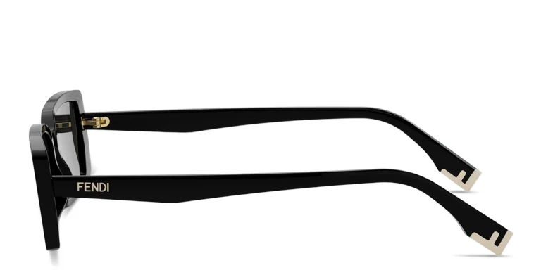 Shop FENDI Fendi Way Rectangle Sunglasses in Black online.