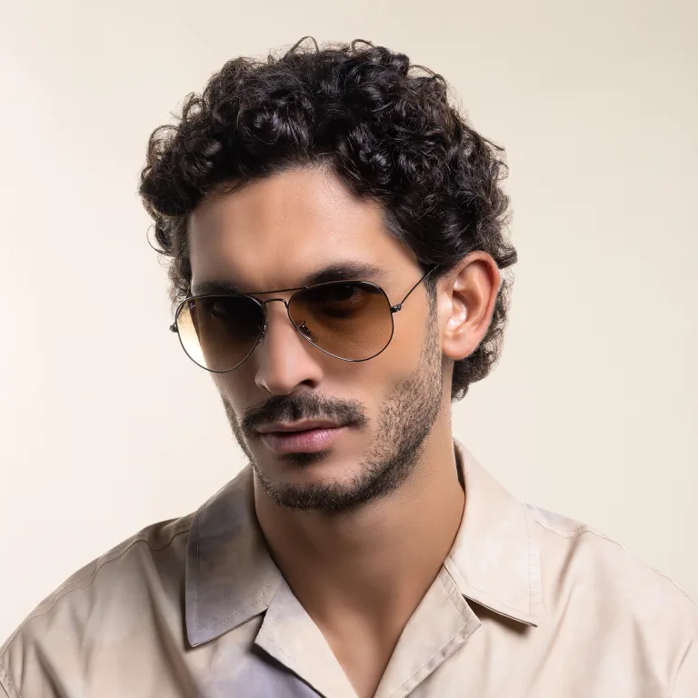 Shop Ray-Ban Unisex Pilot Sunglasses in Gunmetal online.
