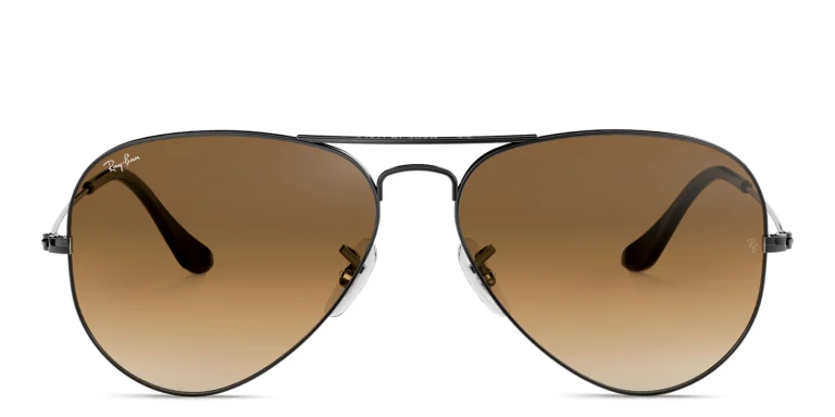 Shop Ray-Ban Unisex Pilot Sunglasses in Gunmetal online.