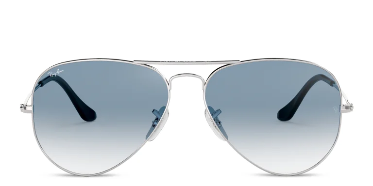 Shop Ray-Ban Unisex Pilot Sunglasses in Metal in Silver online.