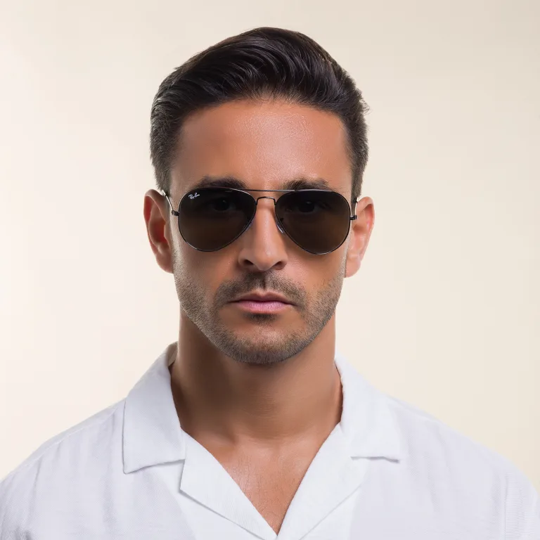 Shop Ray-Ban Unisex Pilot Sunglasses in Gunmetal online.
