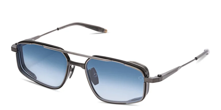 Shop AKONI Atlantis Unisex Aviator Sunglasses in Silver online.