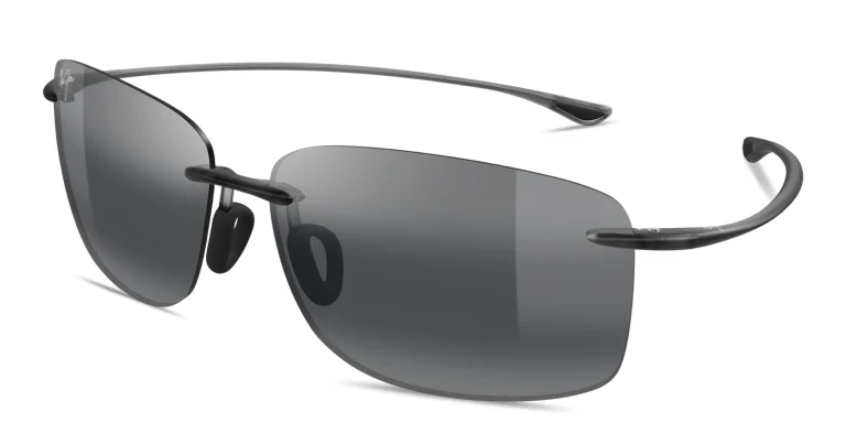 Shop Maui Jim Huia Unisex Oval Sunglasses in Black online.