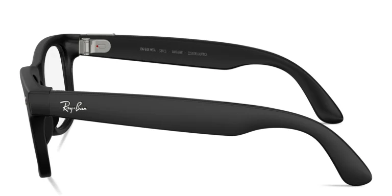Shop Ray-Ban Meta Wayfarer Transitions® Unisex Square Sunglasses in Black online.