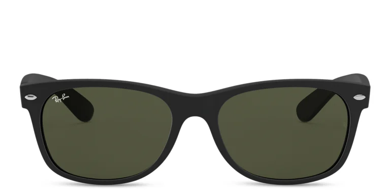 Shop Ray-Ban Unisex Square Sunglasses in Black online.